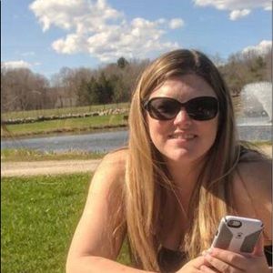 Meet your Posher, Meagan